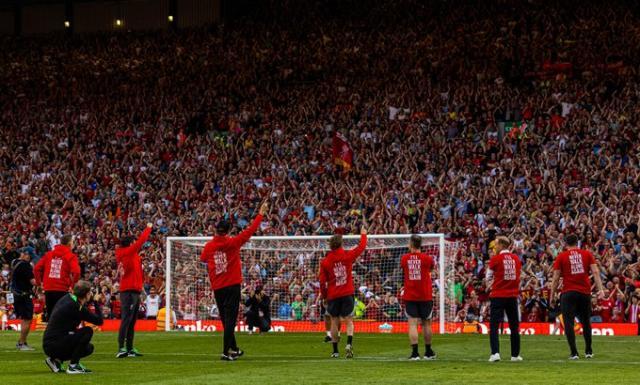 开云体育官网-克洛普带头欢迎斯洛特，萨拉赫感谢教练升级之恩