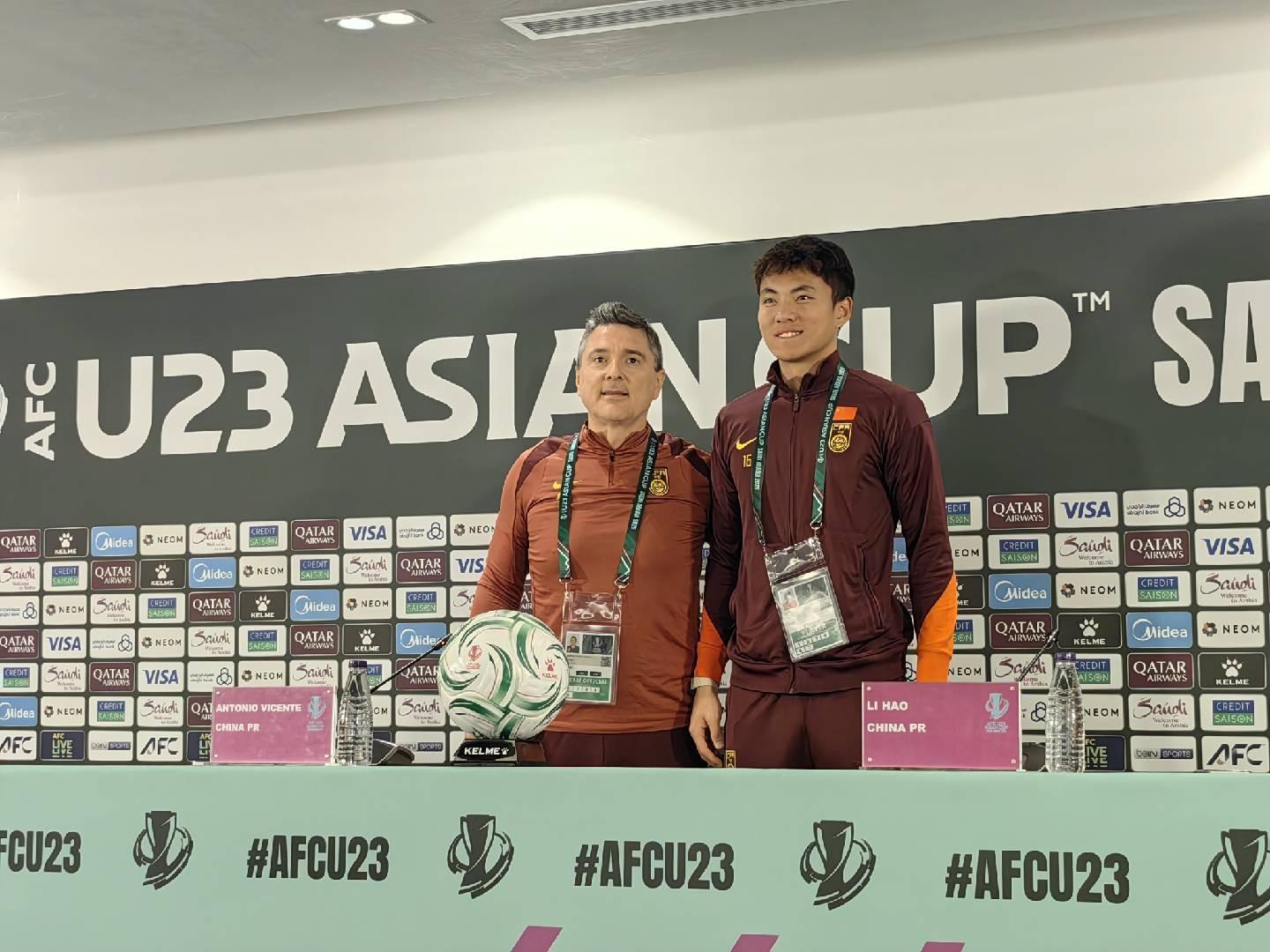 开云体育官网-安东尼奥：小组赛不丢球的原因？李昊