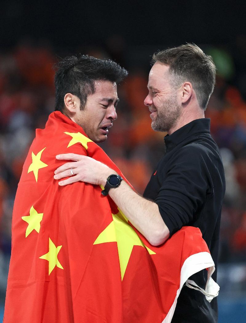 开云体育-含金量十足！宁忠岩破奥运纪录夺冠，中国代表团收获第三金