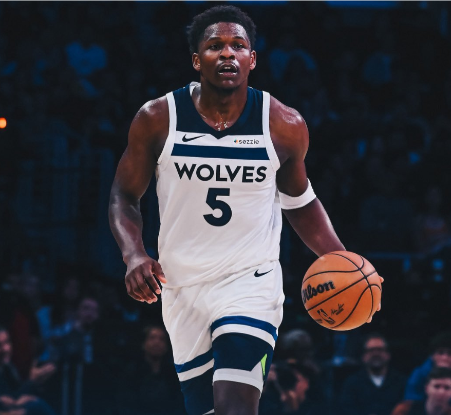 开云体育官方网站-小卡45+5+5+2创生涯新高，华子36分带不动兰德尔，快船大胜森林狼